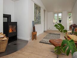 6 Person Holiday Home in Ebeltoft