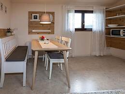 Apartment on the Isenmann Fruit Farm