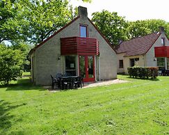 Detached Holiday Home on the Recreational Lake