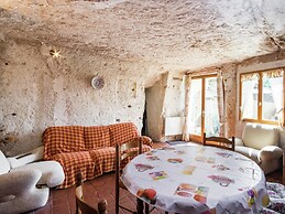 A Cave House With a Splendid, Historic Charm