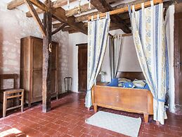 A Cave House With a Splendid, Historic Charm