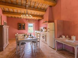 Belvilla by OYO Villa Cucco