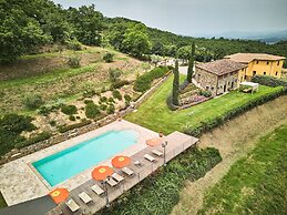 Beautiful Farmhouse in Tuscany