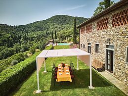 Beautiful Farmhouse in Tuscany