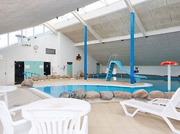 6 Person Holiday Home on a Holiday Park in Hemmet