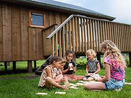 Composite Lodges With Shared Space in Drenthe