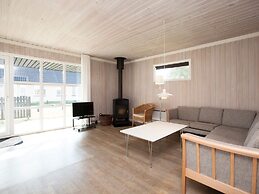 6 Person Holiday Home on a Holiday Park in Blavand