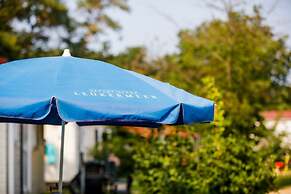 Chalet by Leukermeer With Terrace