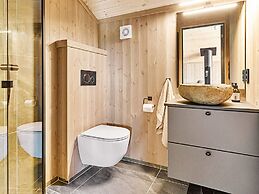 7 Person Holiday Home in Lampeland