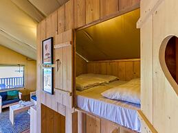 Glamping Tent With Kitchen on the Ijsselmeer