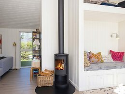 6 Person Holiday Home in Juelsminde-by Traum