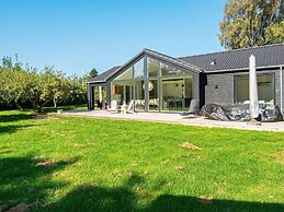6 Person Holiday Home in Juelsminde-by Traum
