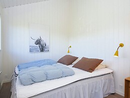 6 Person Holiday Home in Juelsminde-by Traum
