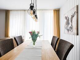 Dreamy Apartment Near Forest