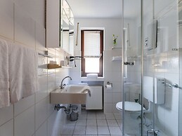 Dreamy Apartment Near Forest