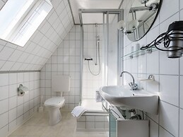 Dreamy Apartment Near Forest