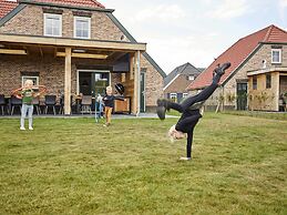 Great Villa With Luxurious Terrace, Near Roermond