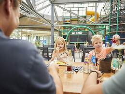 Great Villa With Luxurious Terrace, Near Roermond