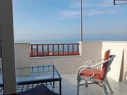 Apartment Near the sea