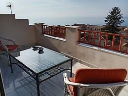 Apartment Near the sea