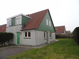 Nice Holiday Home Near Beach