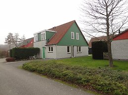 Nice Holiday Home Near Beach