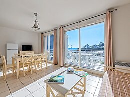 Apartment by the sea With Indoor Pool