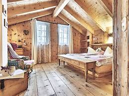 Rustic Holiday Home With Sauna