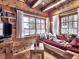 Rustic Holiday Home With Sauna