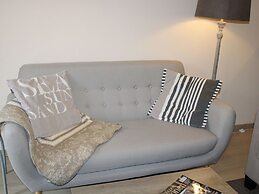 Nice Apartment With Terrace Near the sea