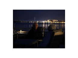 Houseboat Liliput Comfortable Holiday Residence