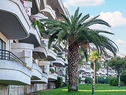 Belvilla by OYO Pedras Negras