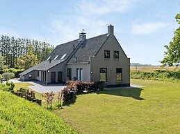 Wellness Villa With Sauna, spa Near Beach