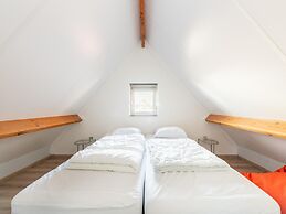 Cosy Polder House on Westhinder Domain