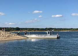 Houseboat in Lathumse Plas With Harbor Views
