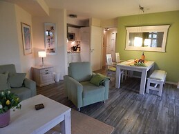 11 Bohler Brise Modern Retreat