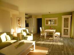 11 Bohler Brise Modern Retreat