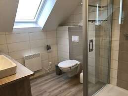 Christel Modern Retreat