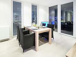 Houseboat Possibility 7