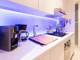 Houseboat Possibility 7