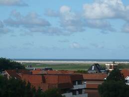 Holiday Apartment Beach View