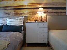 Holiday Apartment Beach View