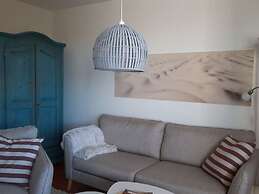 Holiday Apartment Beach View