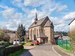 Holiday Home in the Eifel-mosel With Garden