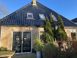 Spacious Holiday Home Close to the sea