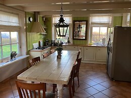 Spacious Holiday Home Close to the sea