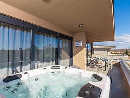 Villa Penthouse Apartment With Bubble Bath