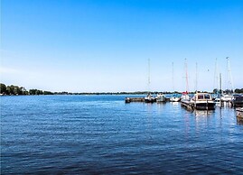 Luxury Waterfront Escape