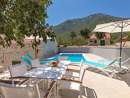 Adorable Villa With Private Pool and Terrace