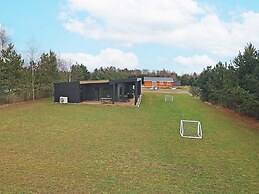 9 Person Holiday Home in Vaeggerlose